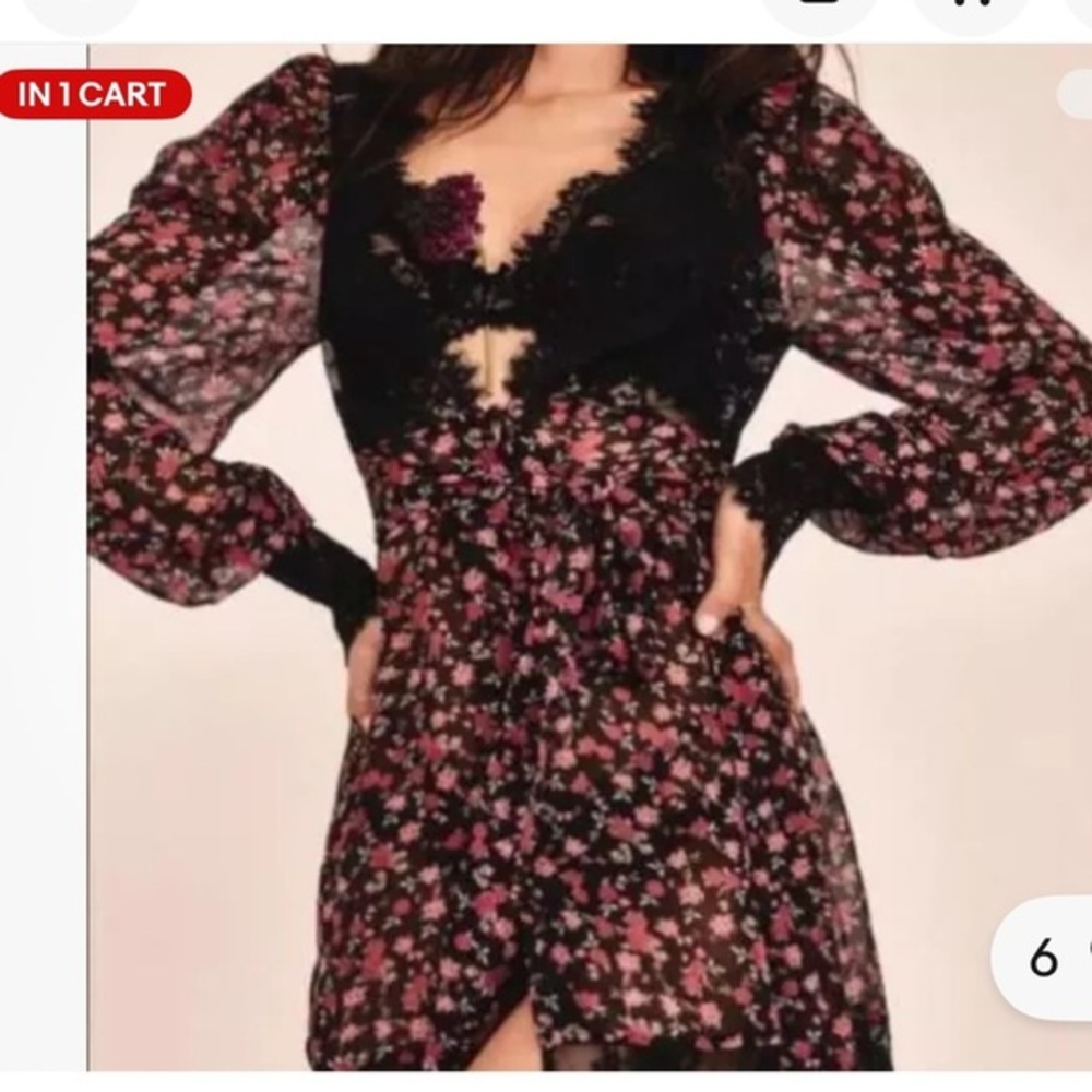 For love and lemons Sz XS melrose robe / lace wrap dress belted